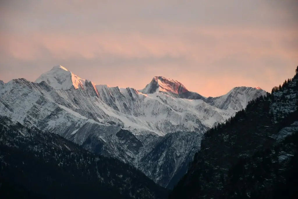 Snow peaks of the Himachal Himalaya at dusk